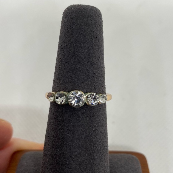 Gold and cubic zirconia cocktail statement ring costume jewellery sparkly bling - Picture 4 of 9